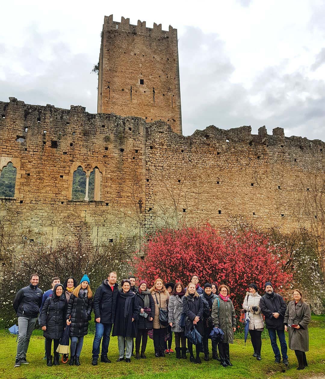 ninfa gardens group picture